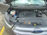 Фото 19 - Ford Edge