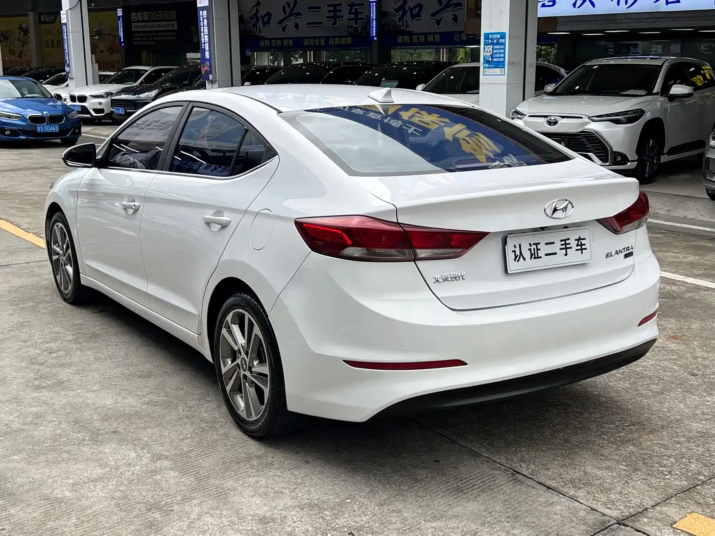 Hyundai Elantra 2016 Model 1.6L Automatic Smart Elite фото 9