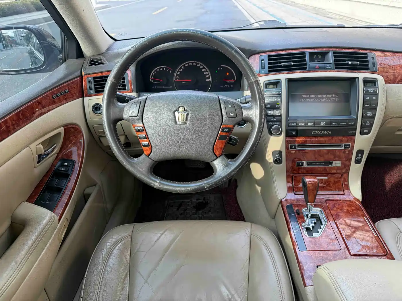 Toyota Crown 2005 Model 3.0L Royal Saloon фото 10