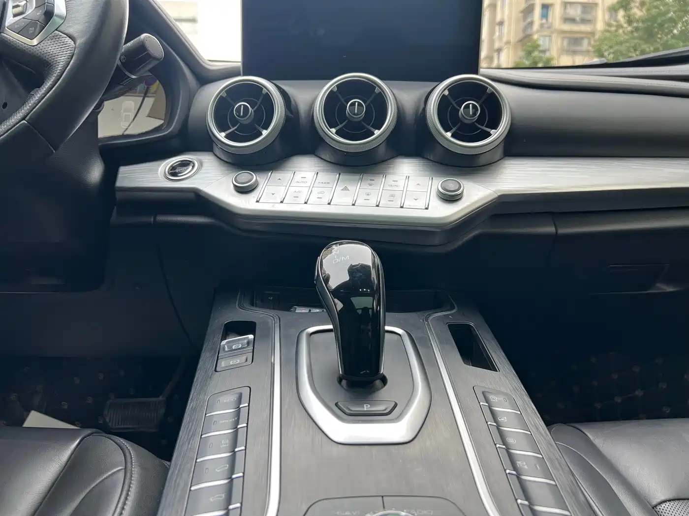 WEI PAI WEI BRAND VV7