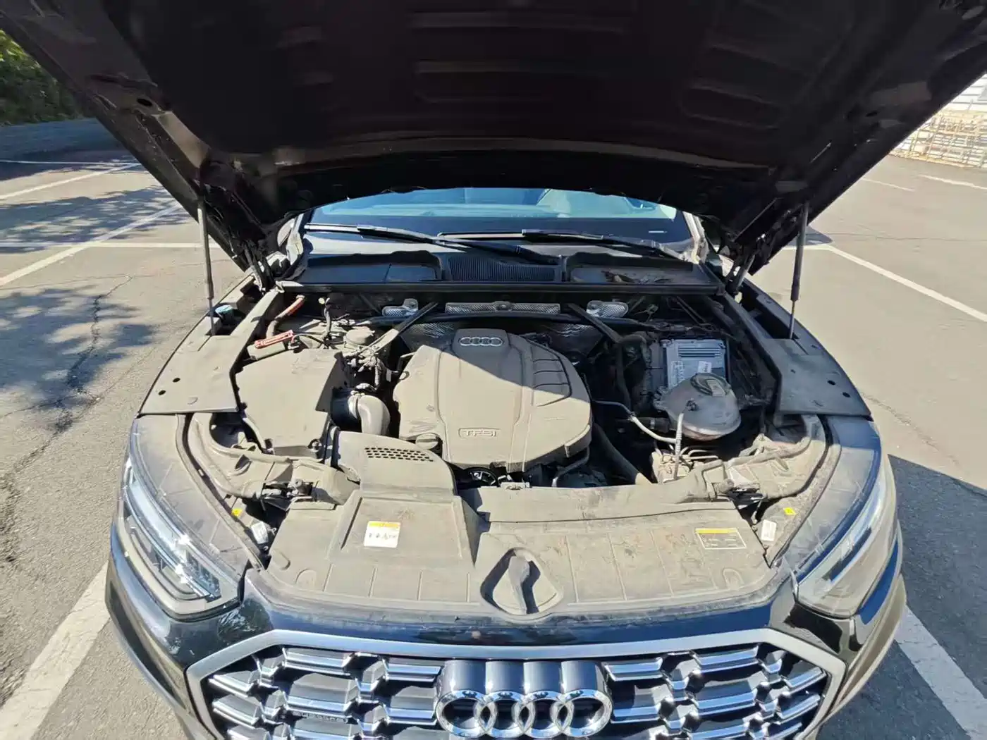 Audi Q5L 2022 40T Luxury Dynamic фото 3