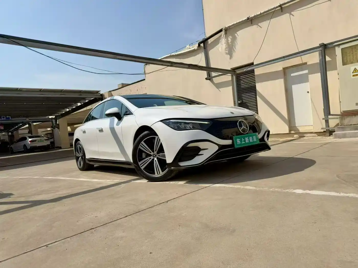 Mercedes-Benz EQE 2022 350 Luxury Edition