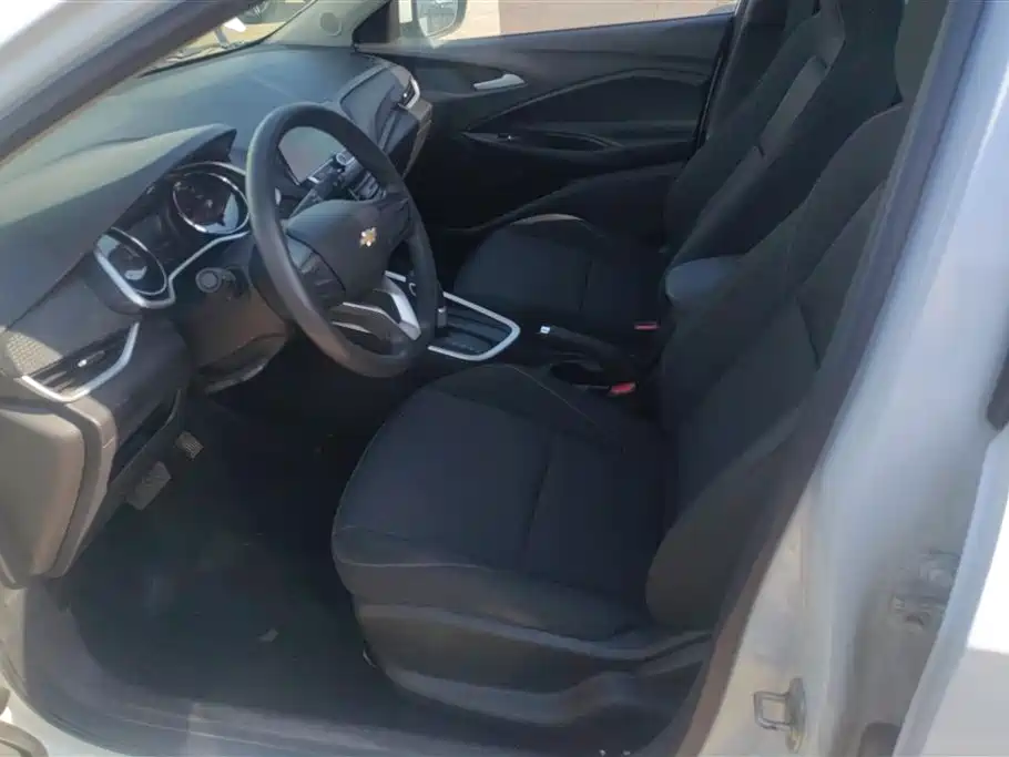 Chevrolet Cavalier 2022 325T Auto Delight Edition фото 9