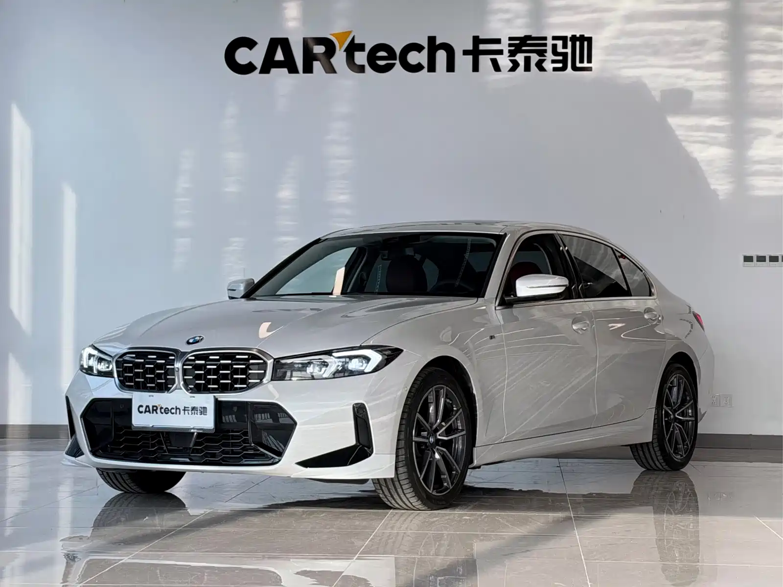 Photo 1 - BMW 3 Series