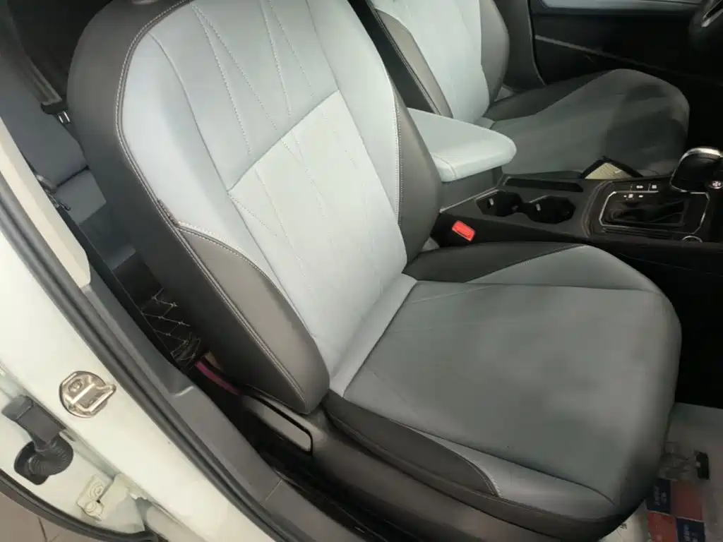 Фото 25 - Volkswagen Lavida