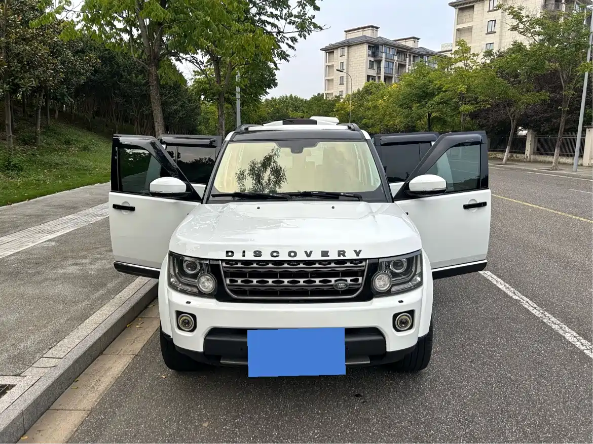 Фото 14 - Land Rover Discovery