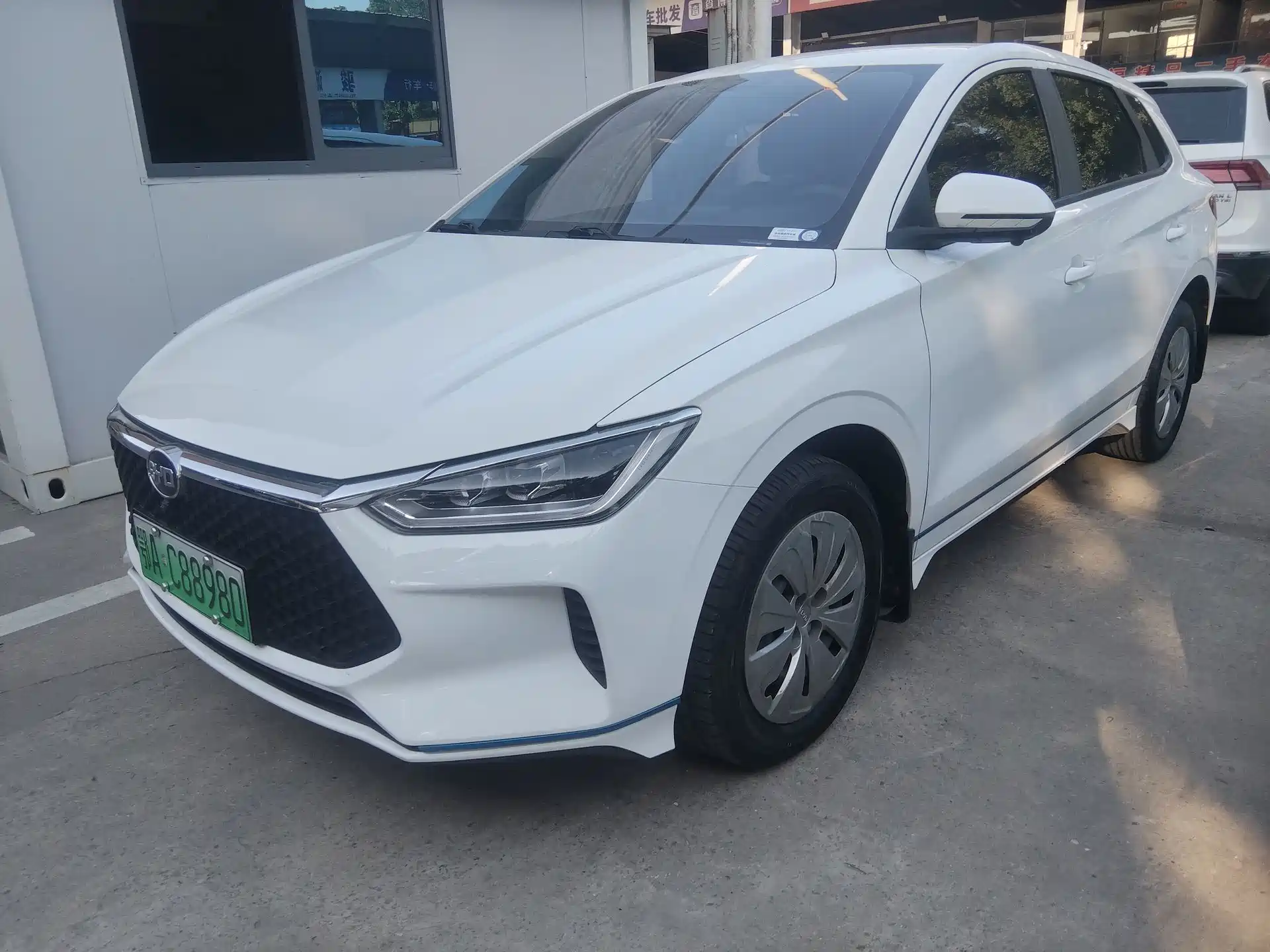 Фото 1 - BYD e2