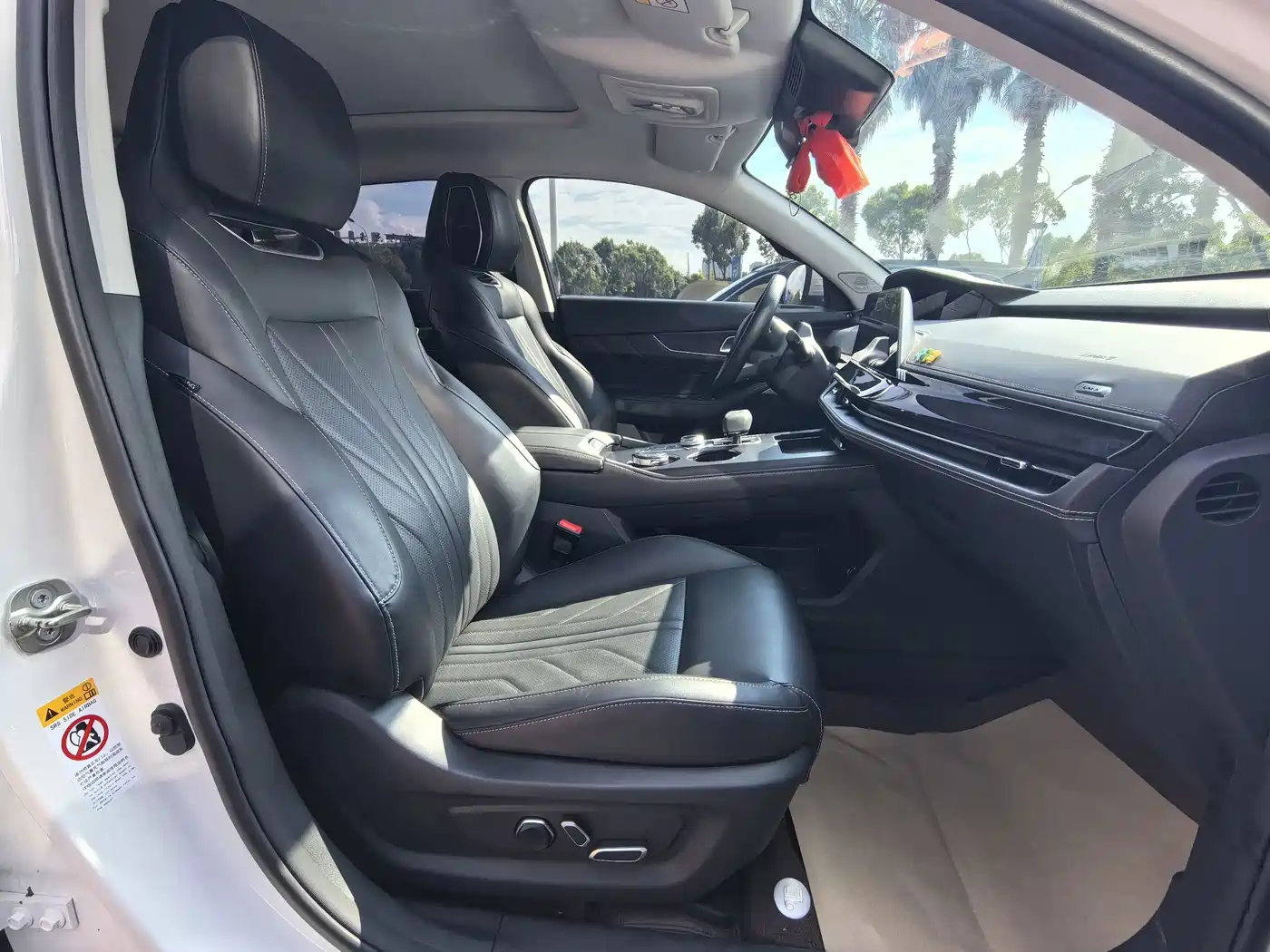 Changan UNI-K 2023 2023 2.0T 2WD Delight Edition