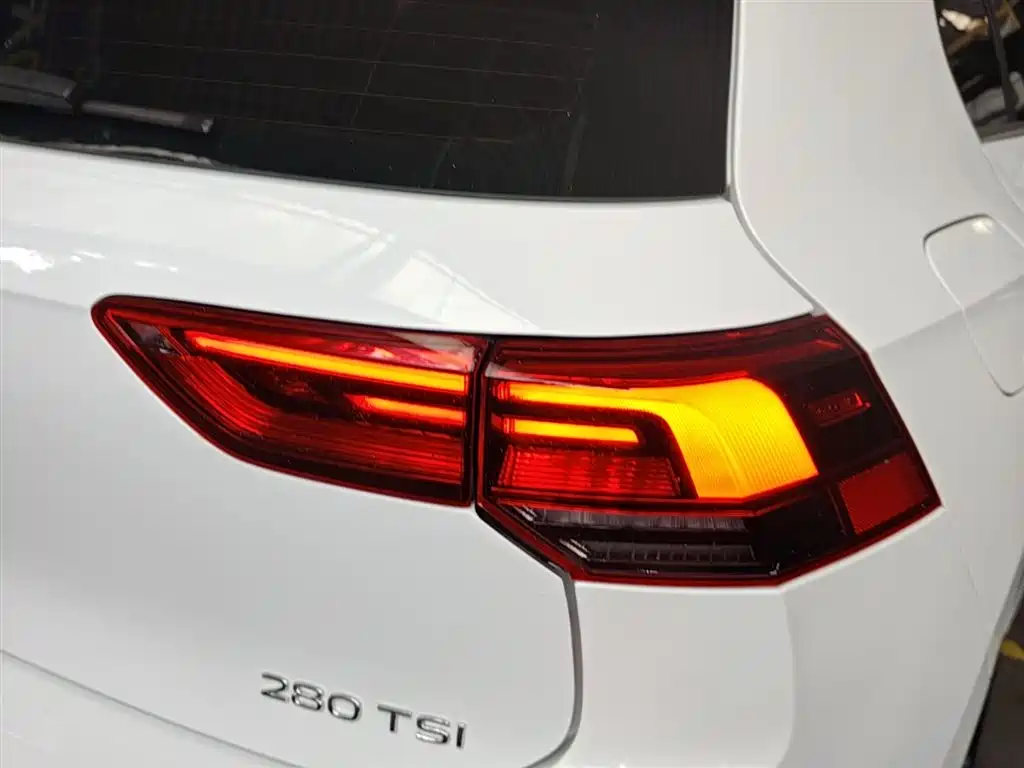 Volkswagen Golf 2021 280TSI DSG Pro фото 8