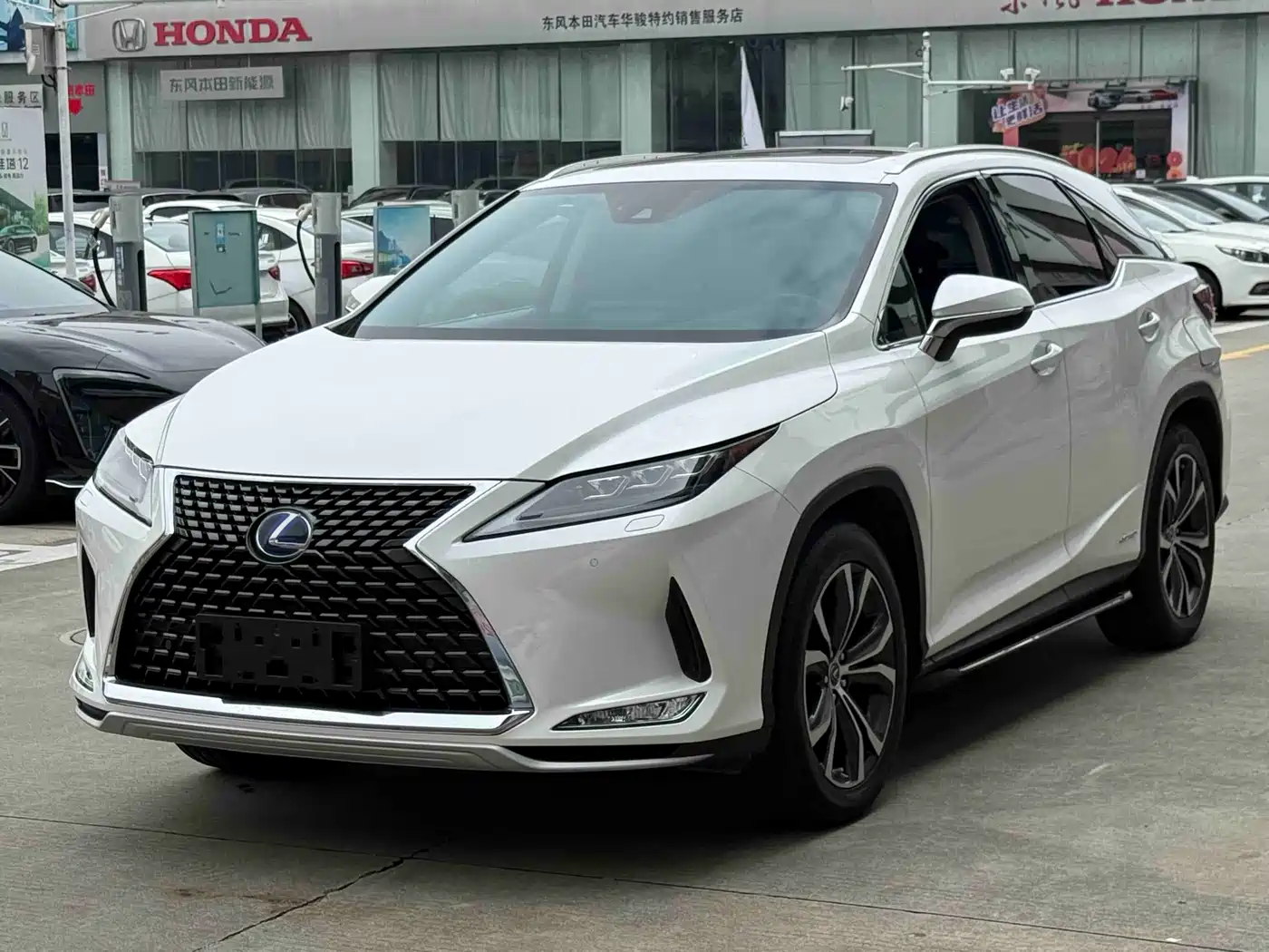 Lexus RX 2020 450h 4WD Elegance Edition China VI фото 3