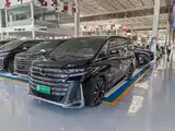 Фото 2 - Toyota Vellfire