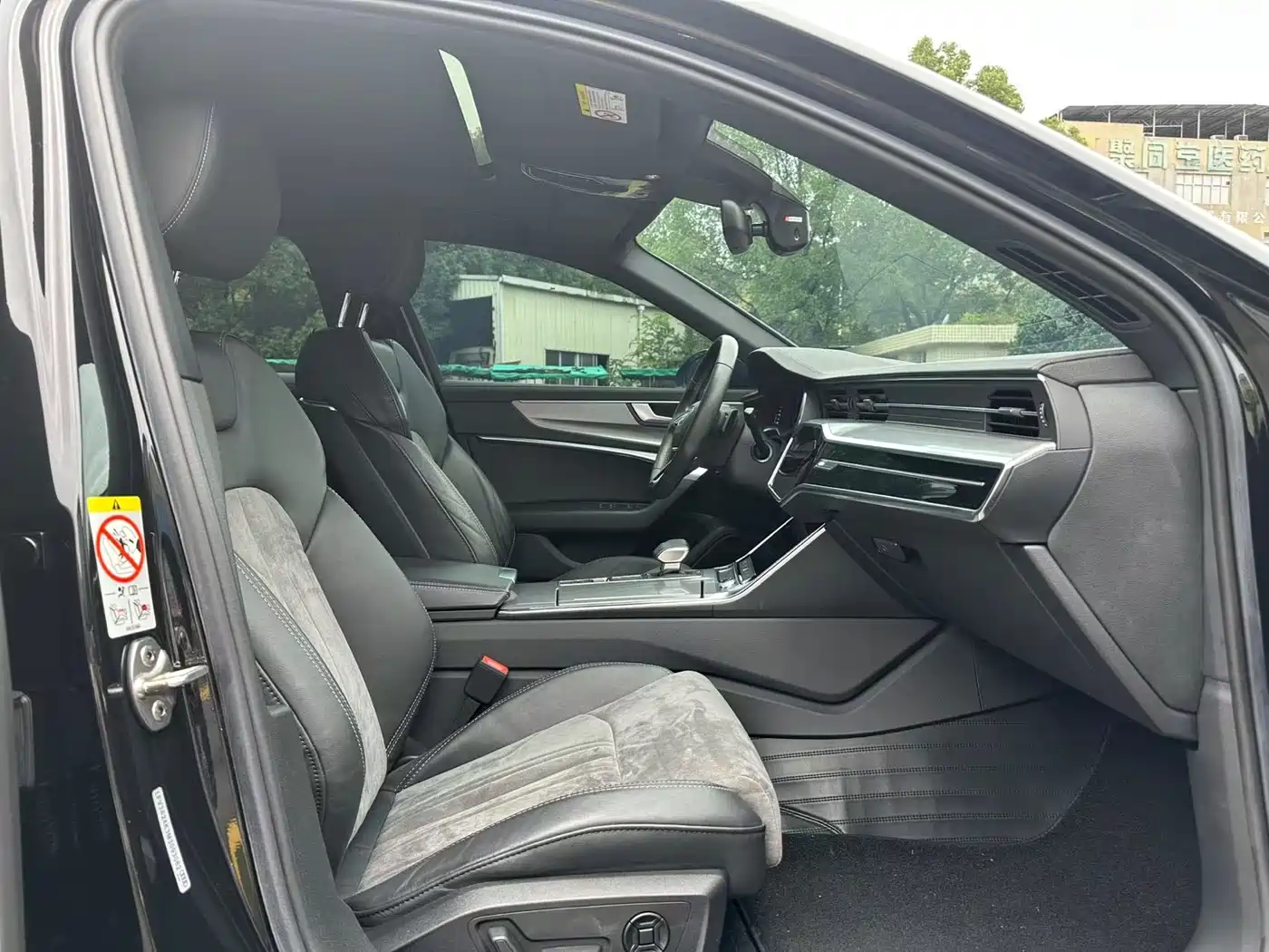 Audi A6L 2021 40 TFSI Luxury Sport фото 7