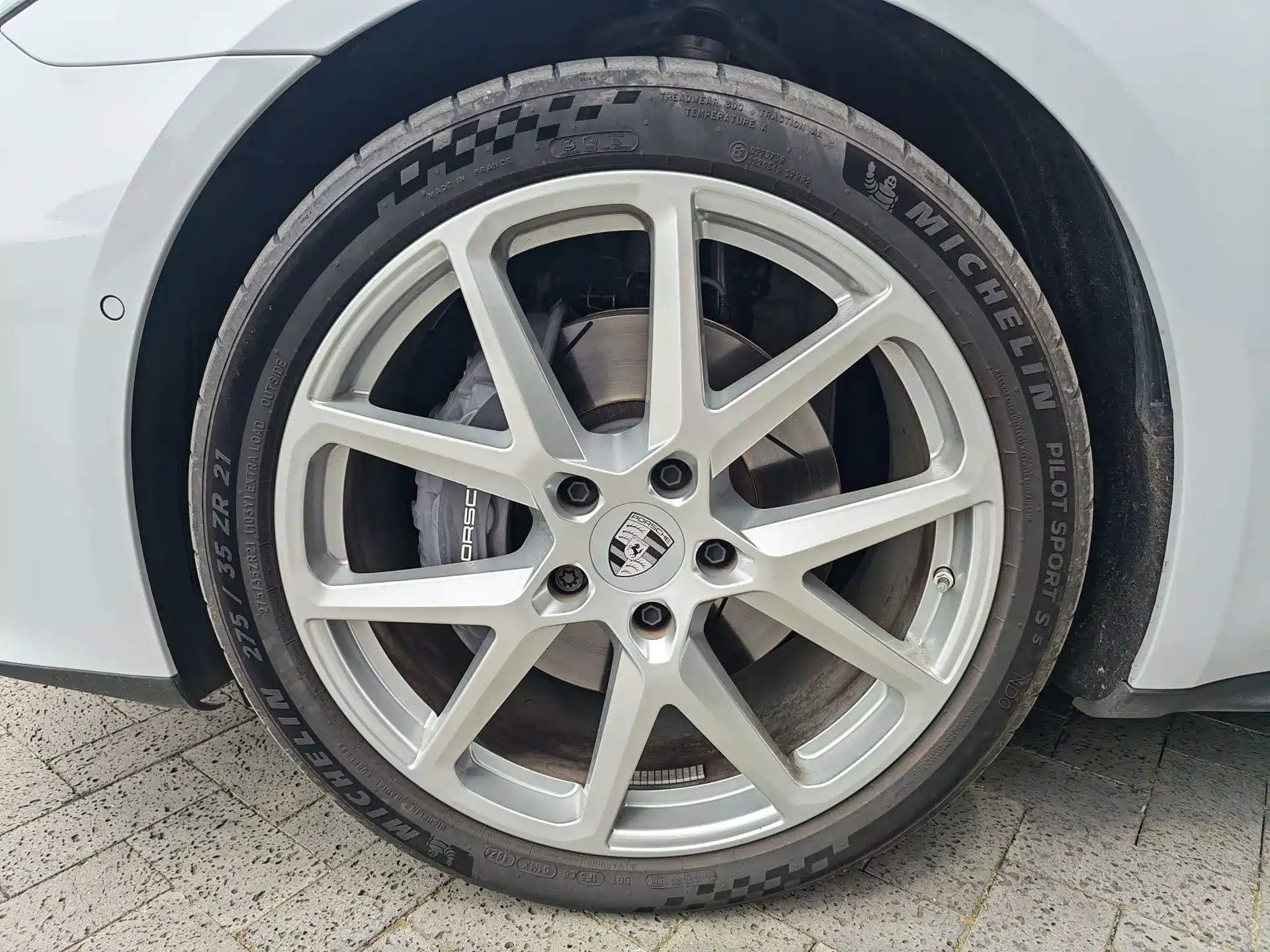 صورة 4 - Porsche Panamera
