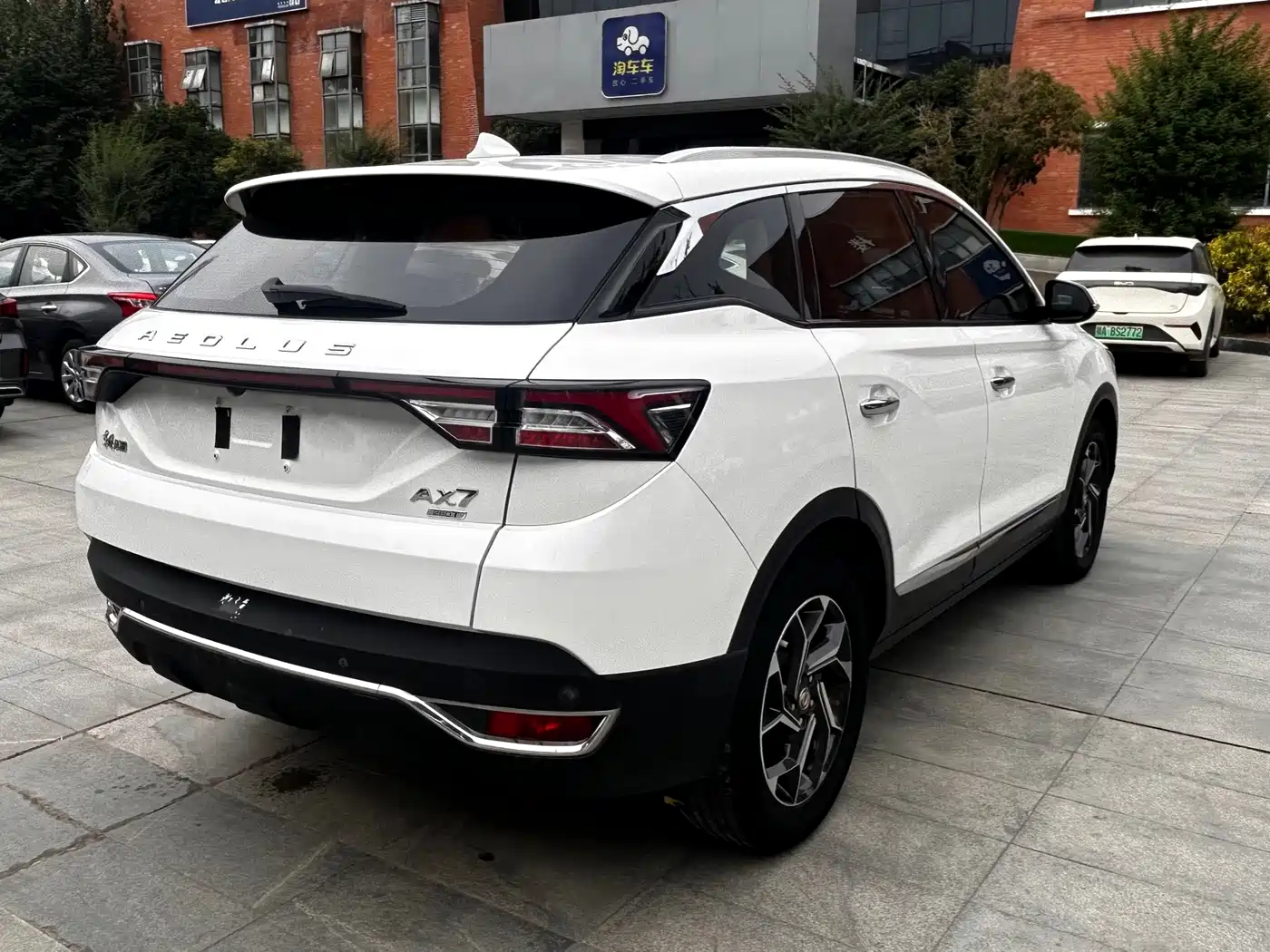 Dongfeng Aeolus Dongfeng Fengshen AX7 2019 2019 1.6T Automatic AI Pioneer (China V)