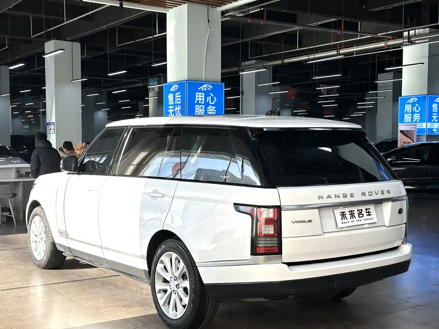Land Rover Range Rover 2017 3.0 SC V6 Vogue LWB (Long Wheelbase) фото 16