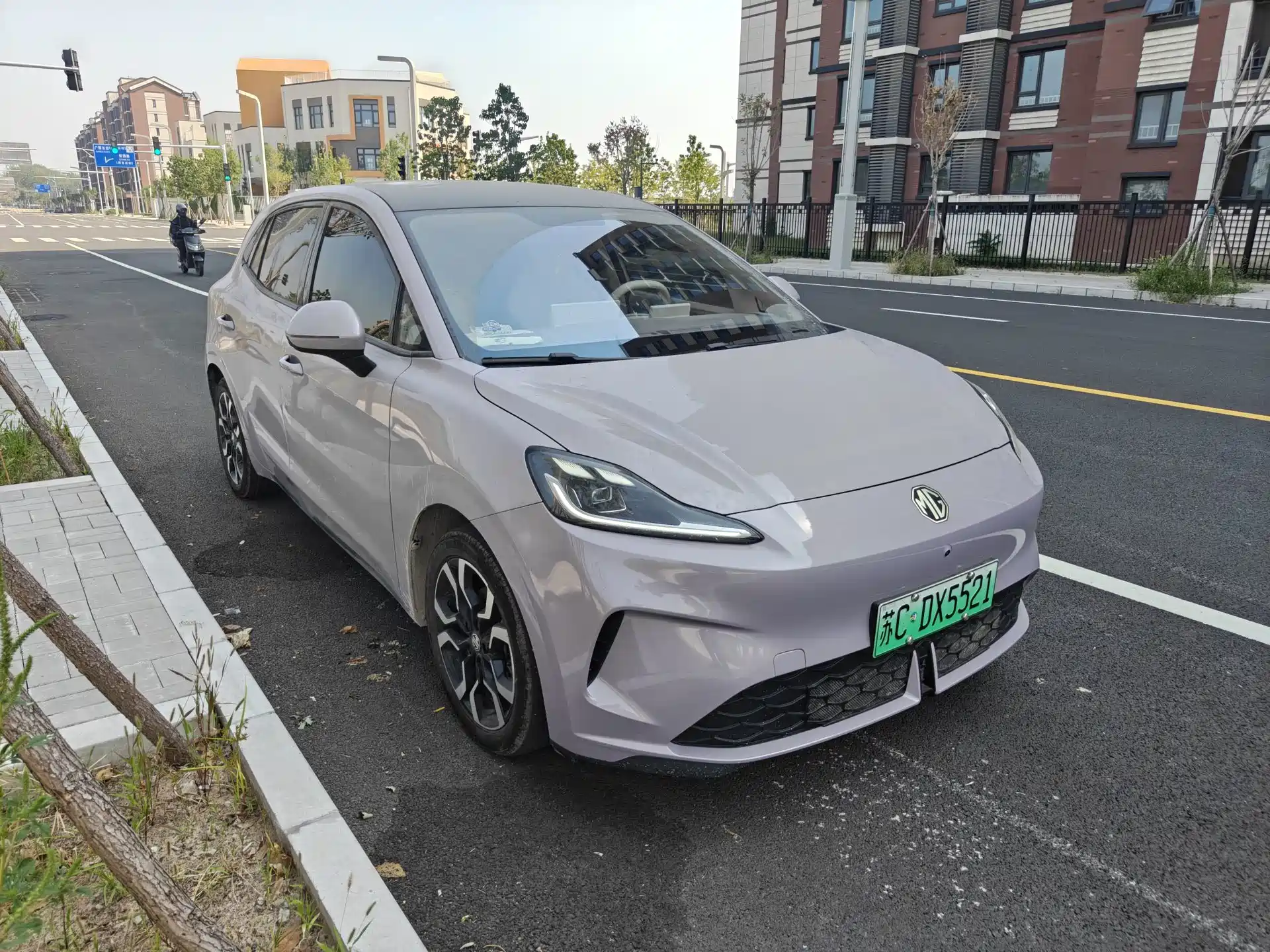 Фото 3 - MG MG4 EV