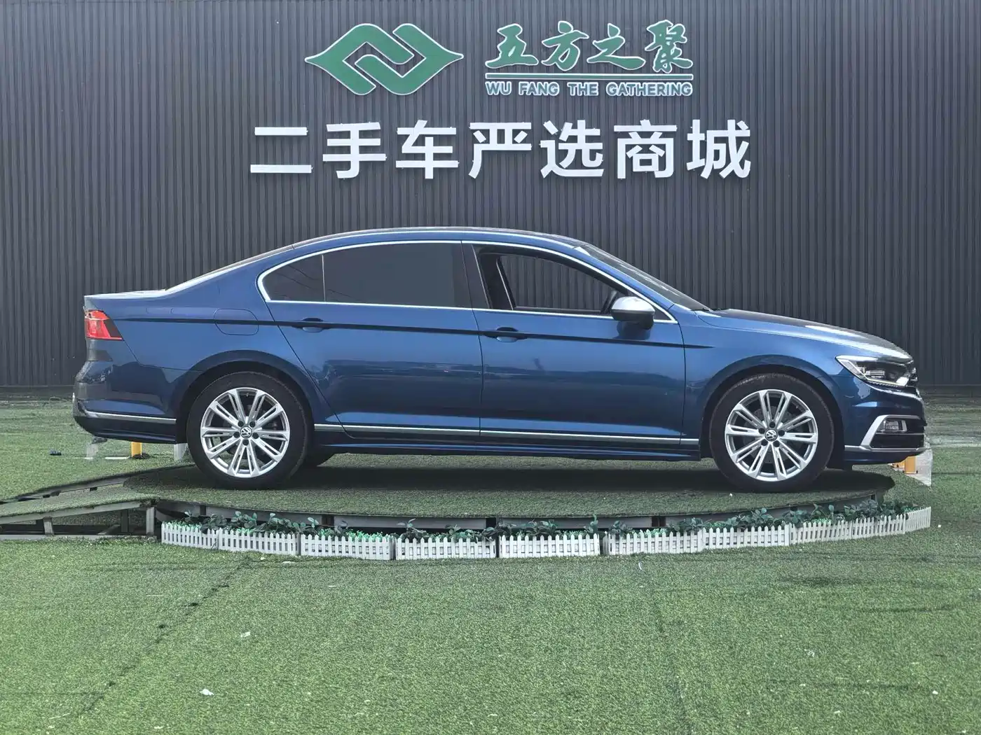 Volkswagen Magotan 2017 330TSI DSG Luxury фото 4