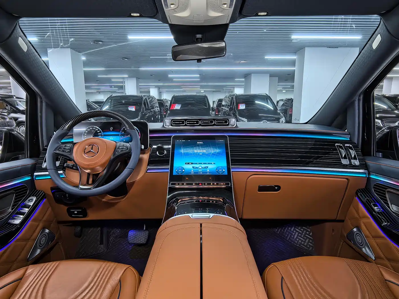 Mercedes-Benz Vito 2023 2.0T Elite 7-Seater фото 4