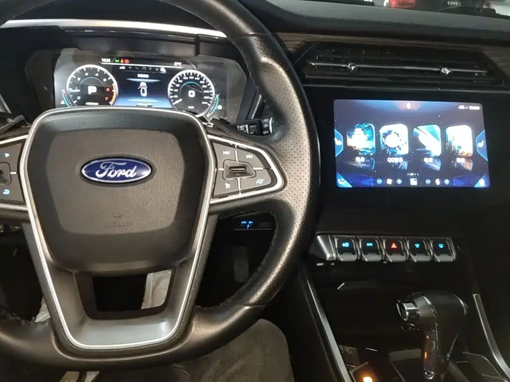 صورة 10 - Ford Territory