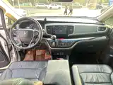 Photo 8 - Honda Odyssey