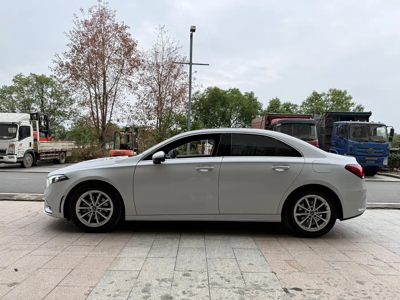 Mercedes-Benz A-Class 2020 A 200 L Sport Sedan фото 4