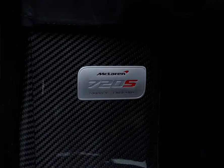 McLaren 720S 2019 4.0T Coupe фото 35