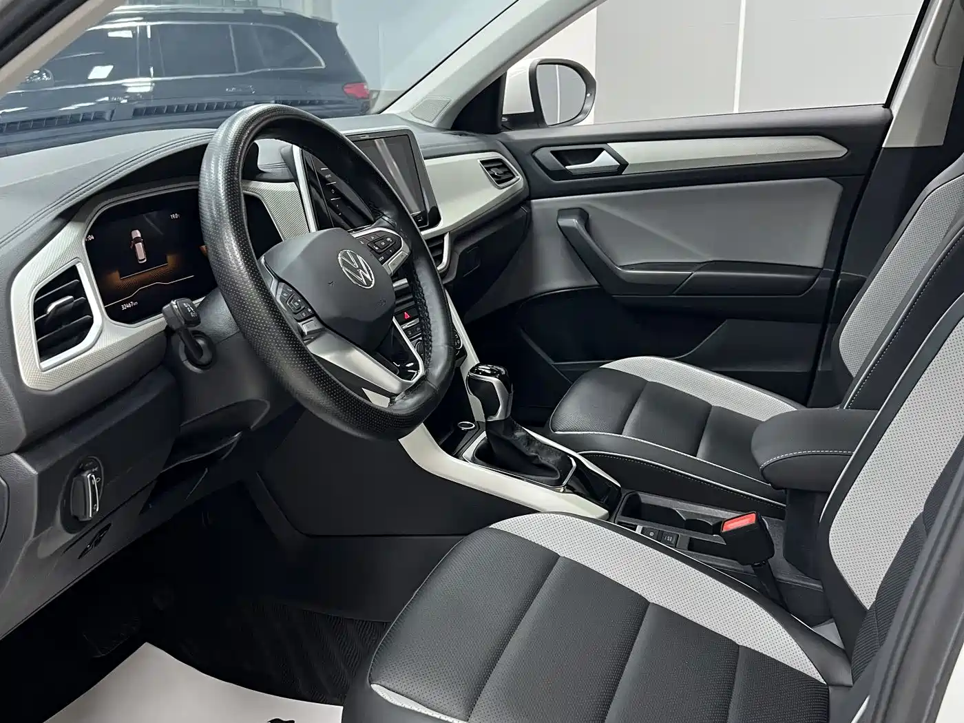 Volkswagen T-Roc, миниатюра 16
