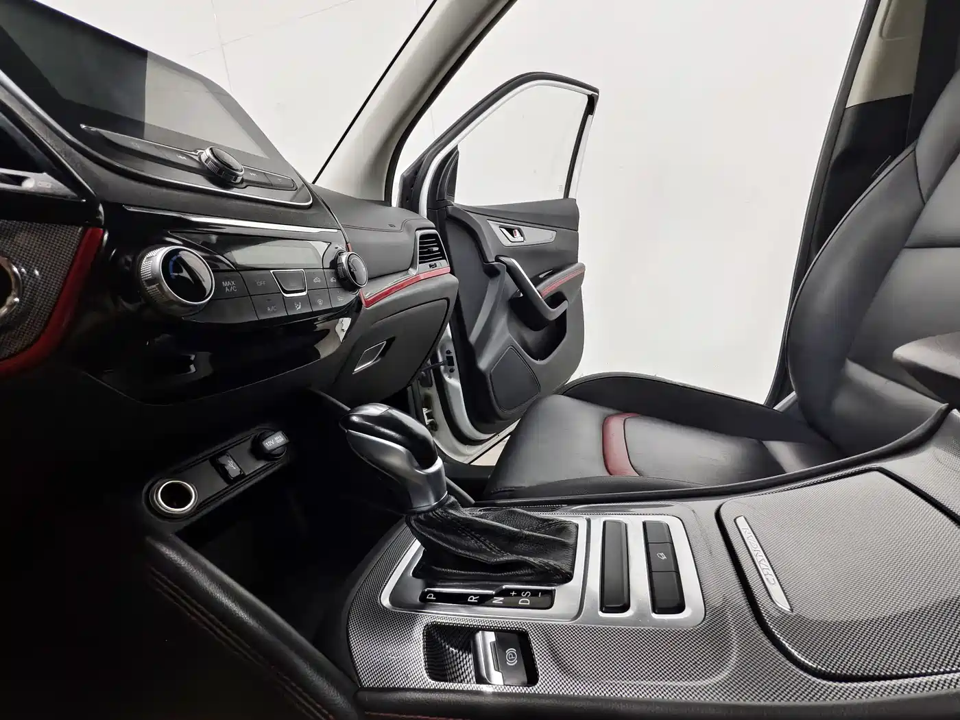 CHANGAN CS55