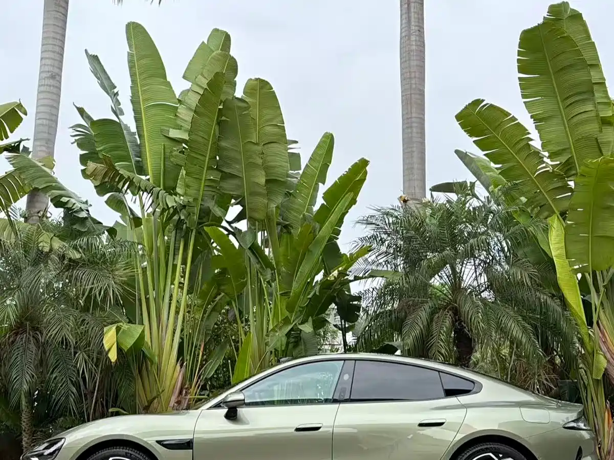 XIAOMI CAR XIAOMI SU7