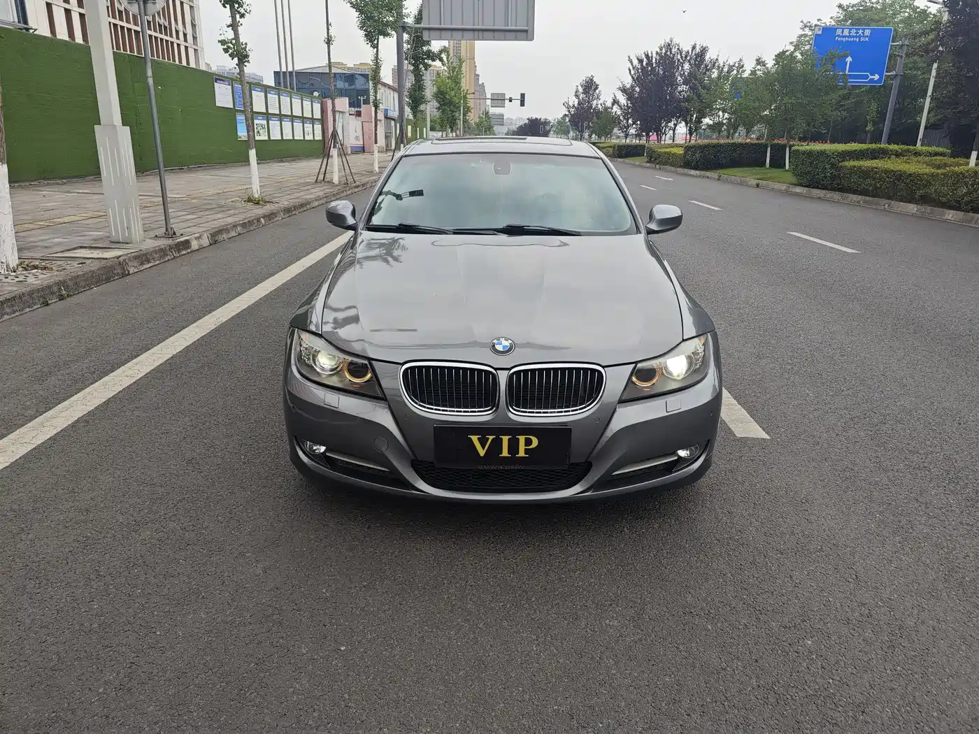 BMW 3 Series (Import) 2010 320i Luxury