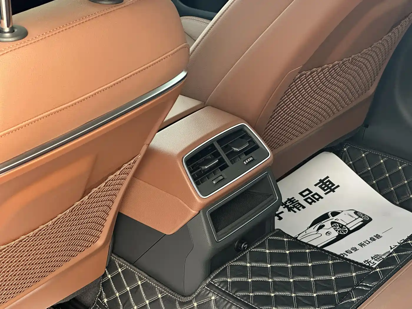 Audi A6L 2019 40 TFSI Luxury Elegance фото 14