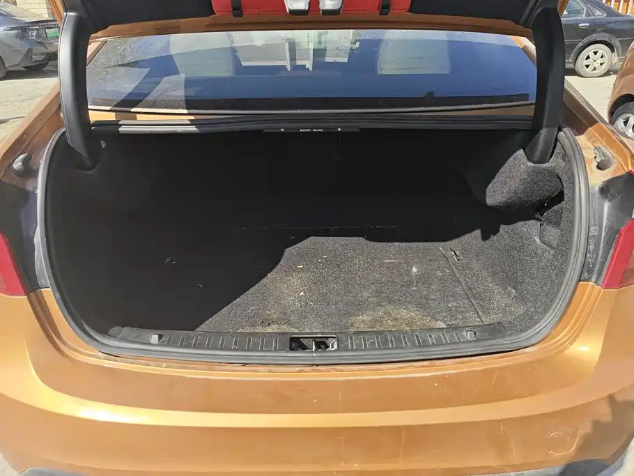Фото 4 - Volvo S60 (Import)