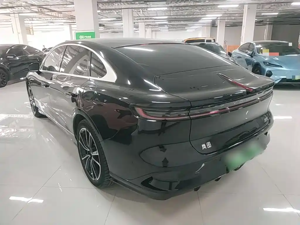 Voyah Passion 2023 2024 PHEV AWD Ultra Long Range Flagship