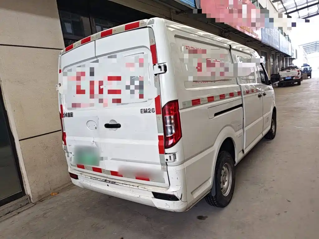 Dongfeng Yufeng Yufeng EM26 2024 2023 Model Premium Edition 41.86kWh CATL
