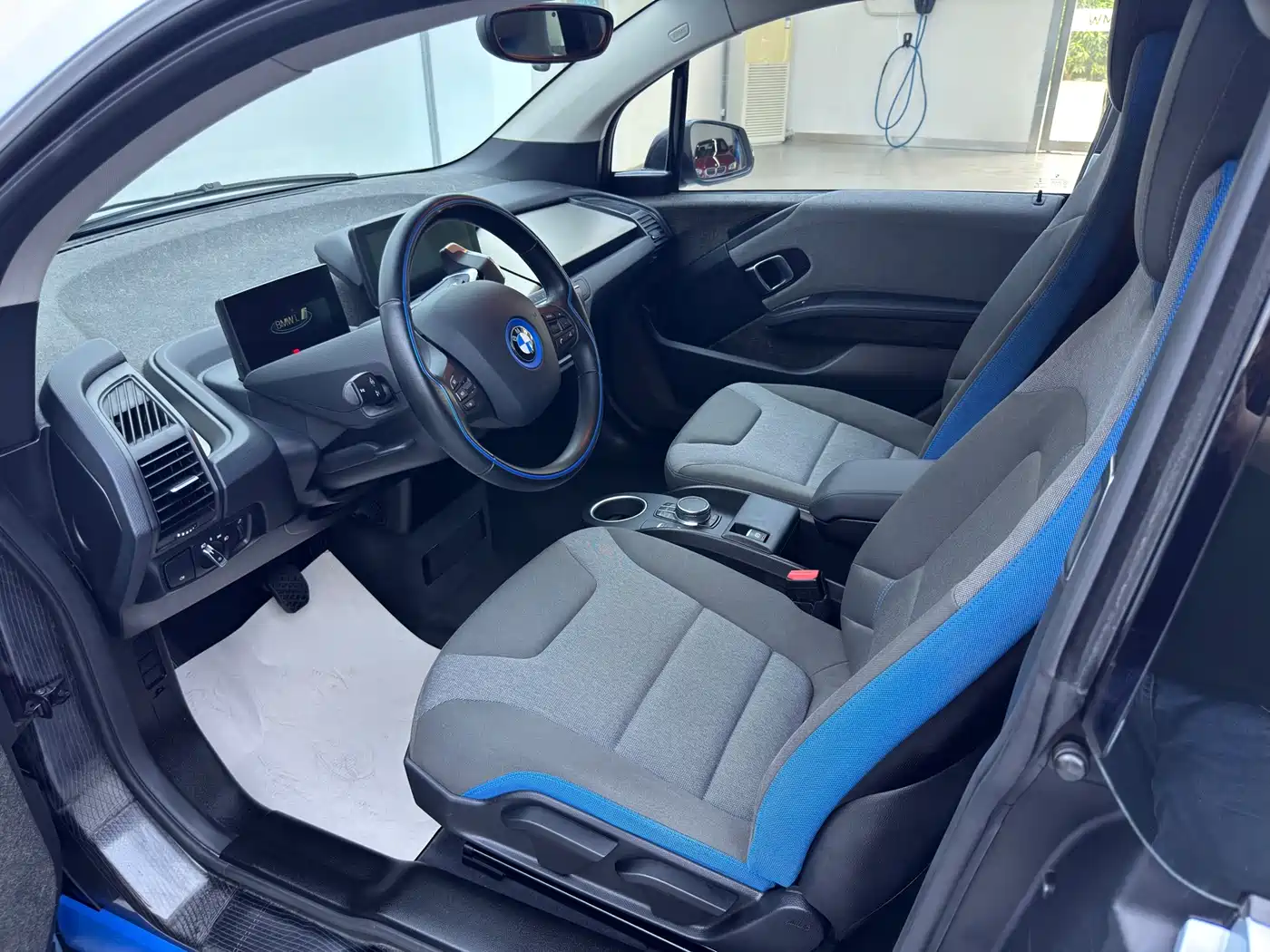 BMW i3 (Import) 2017 2016 Upgraded Luxury Model