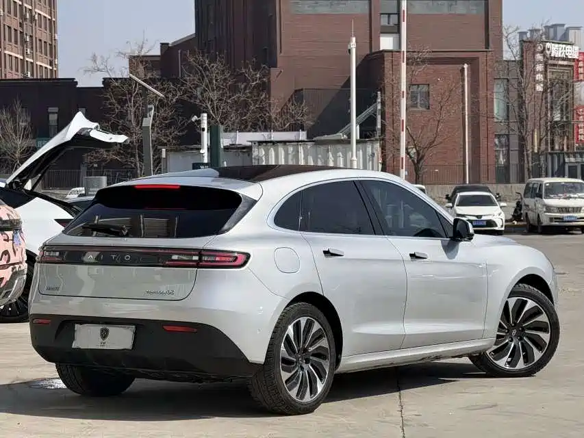 AITO Wenjie AITO M5 2022 Extended Range AWD Ultimate Edition фото 8