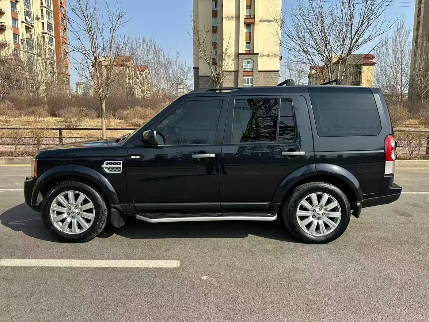 Land Rover Discovery 2012 3.0 SDV6 HSE Diesel фото 7