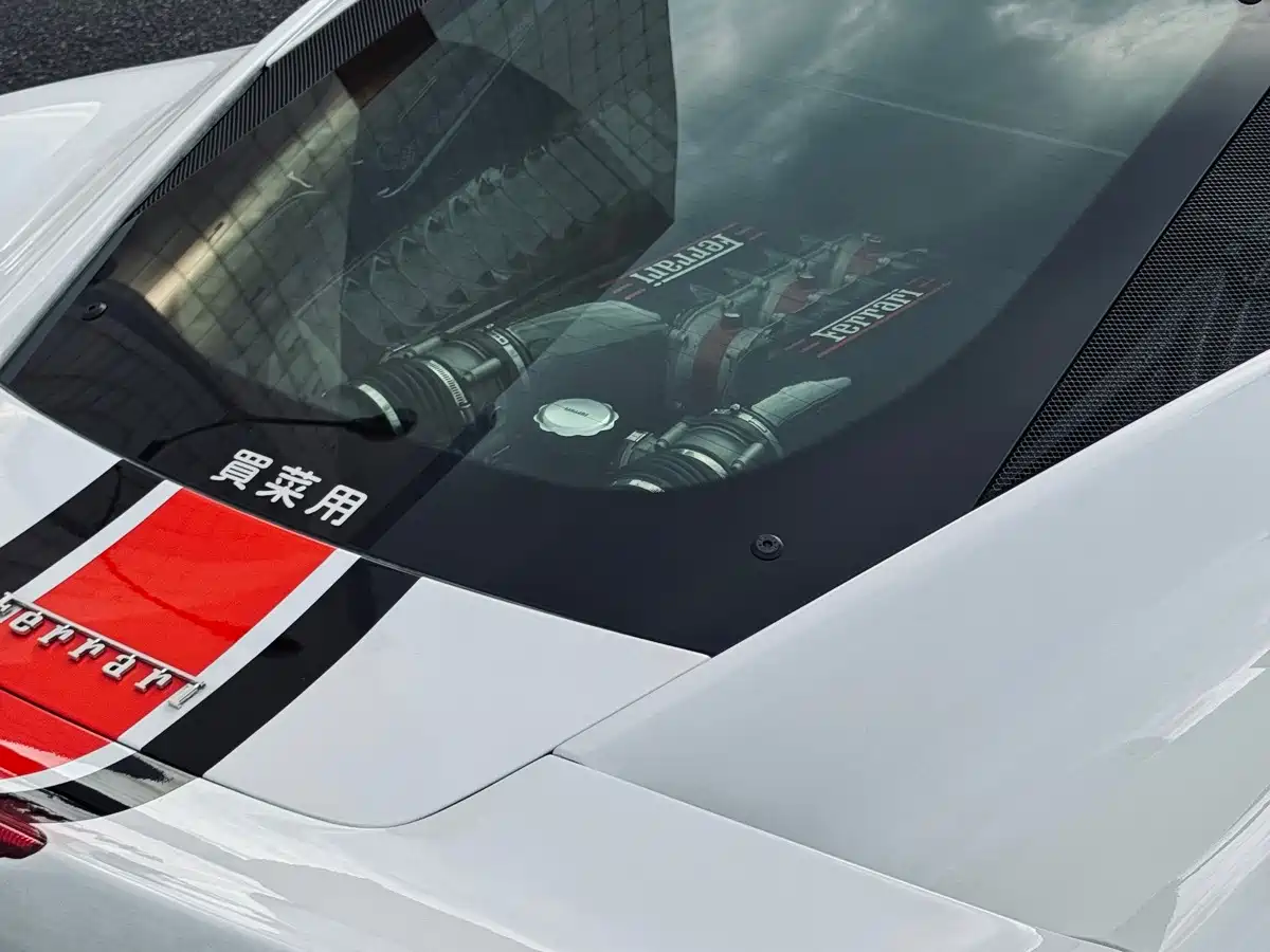 Ferrari 458 2013 2011 4.5L Italia