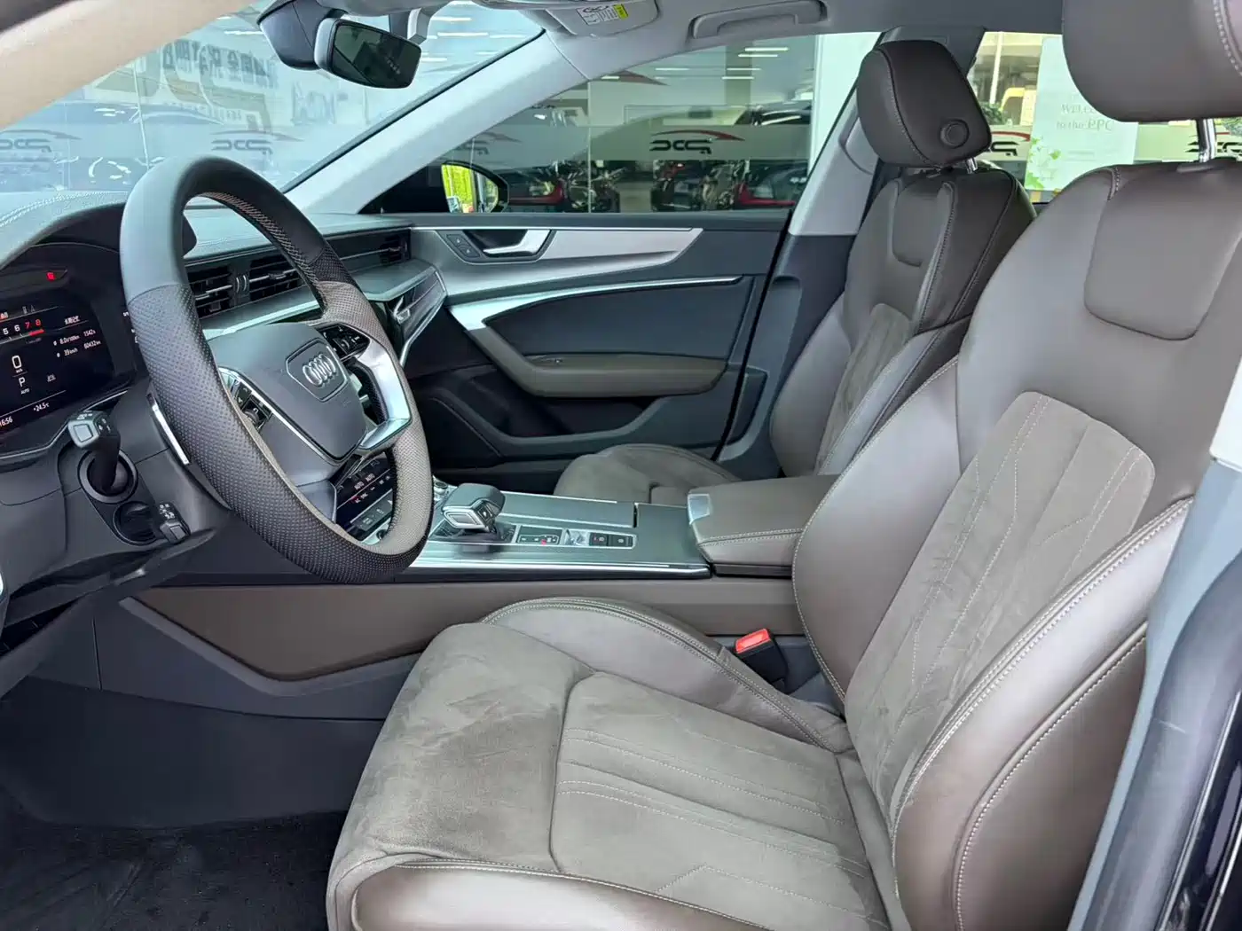 Audi A7L 2024 45 TFSI Luxury фото 6