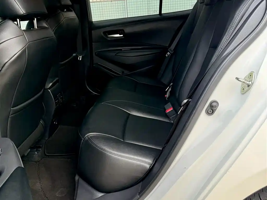 Toyota Levin 2021 185T CVT Progressive Edition фото 13