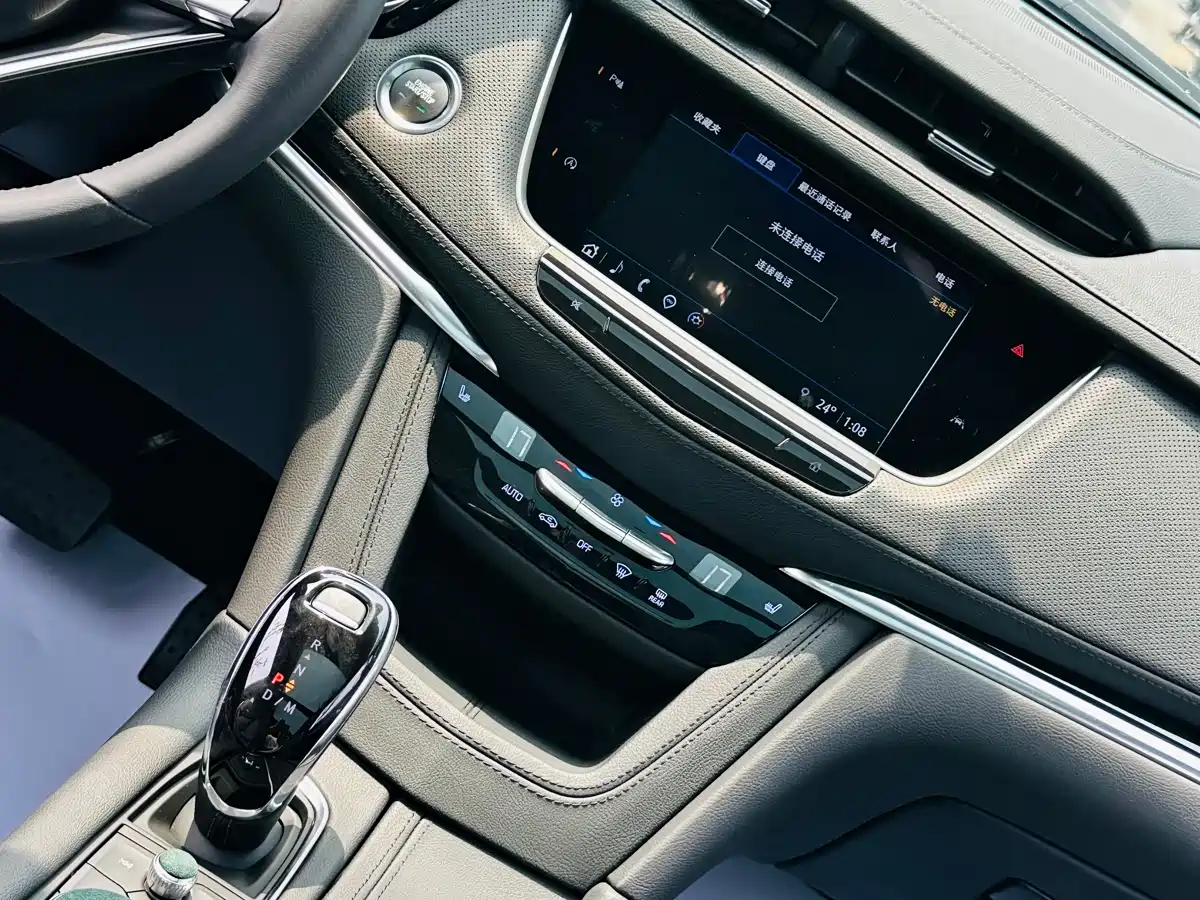 Cadillac XT6 2022 2.0T 6-Seater 4WD Trend Edition фото 21