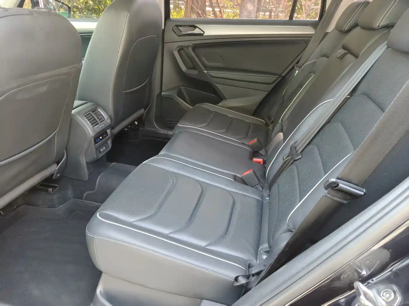 Volkswagen Tiguan L 2018 330TSI Automatic 2WD Trend Edition фото 5