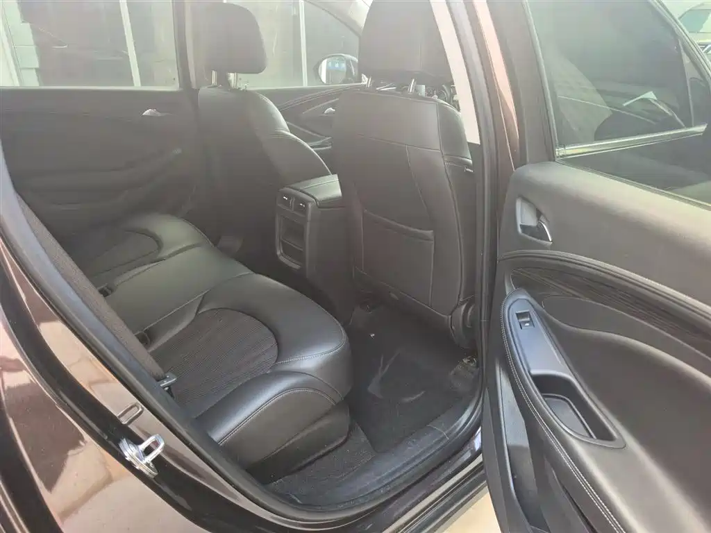 Buick Envision Plus 2020 20T FWD Leading фото 14