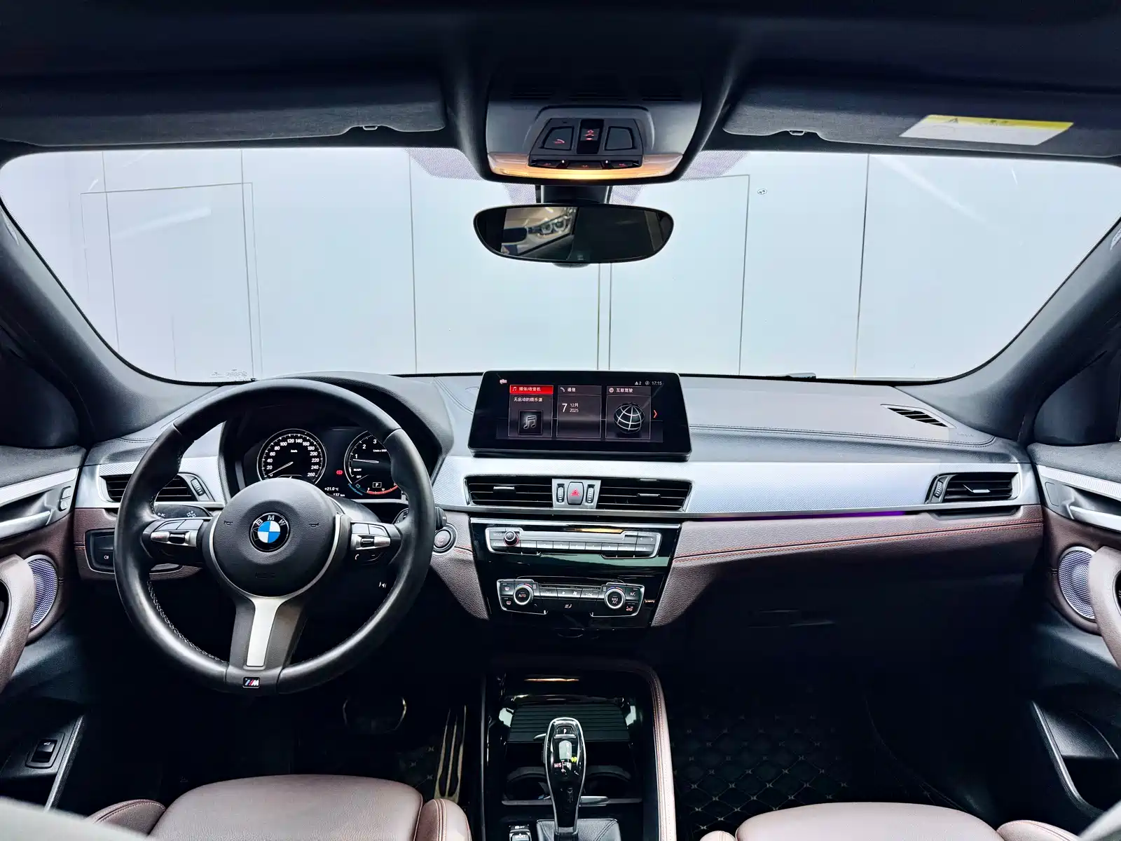 Фото 19 - BMW X2