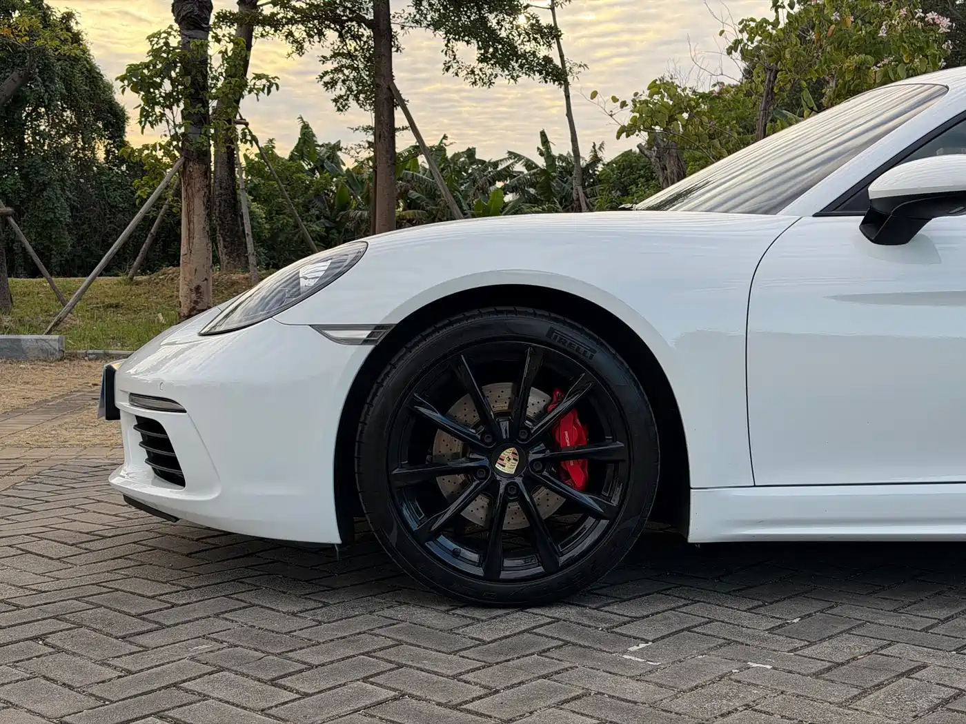 Porsche 718 2018 Cayman 2.0T фото 4