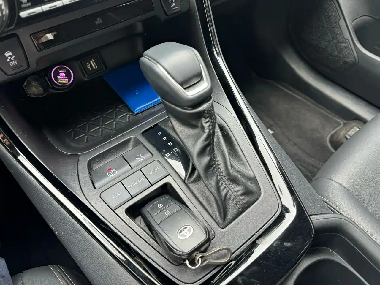 Toyota Wildlander 2024 2.0L CVT 2WD Urban Edition фото 9
