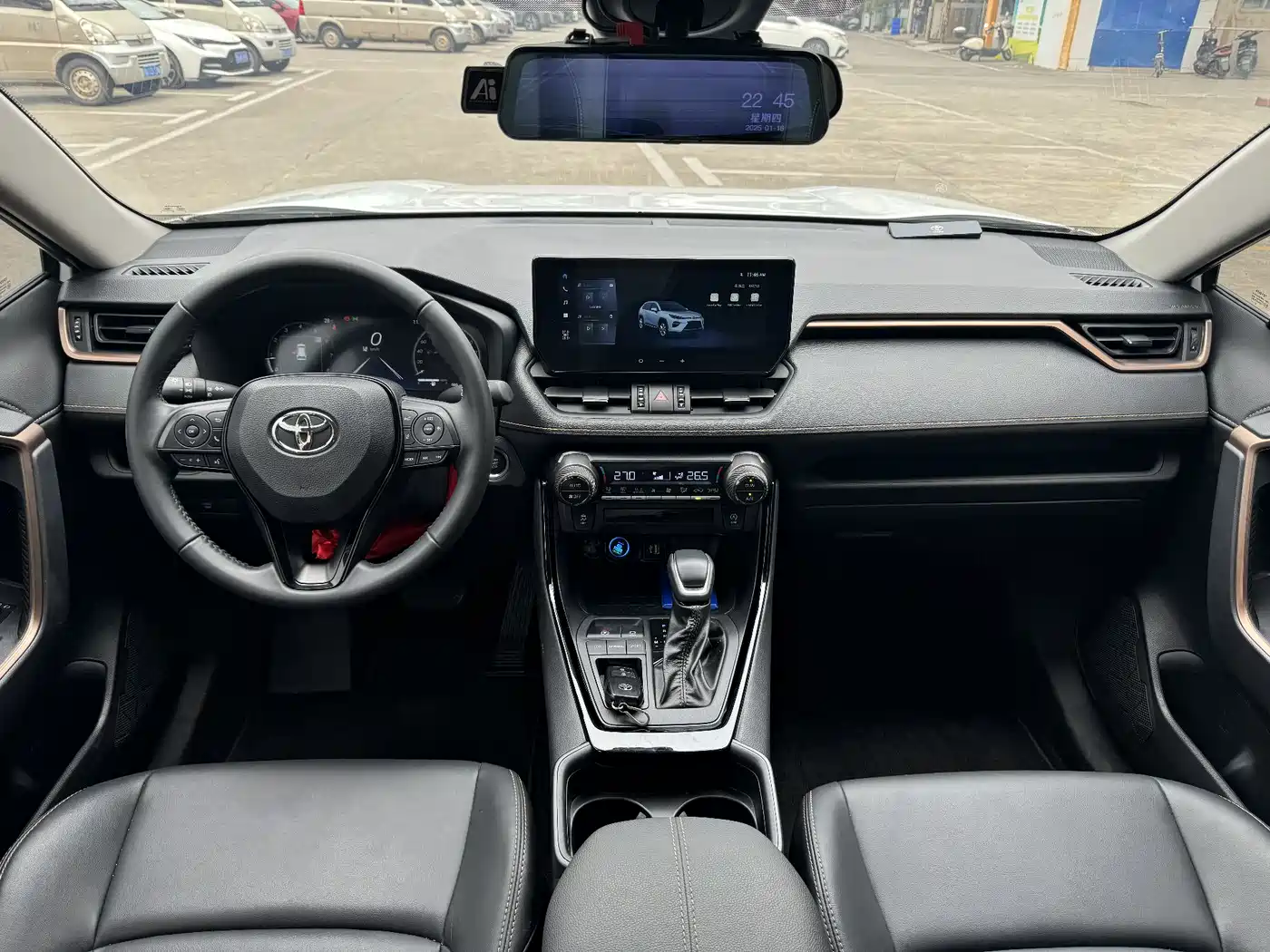Toyota Wildlander 2024 2.0L CVT 2WD Urban Edition фото 6