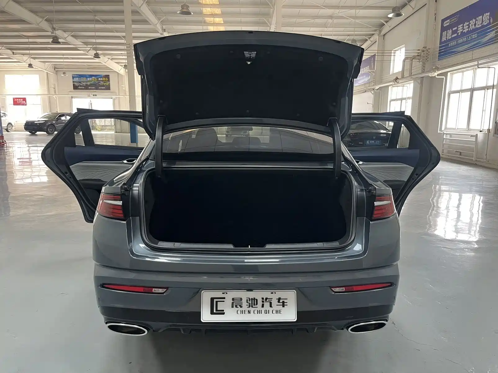 Фото 16 - Geely Preface