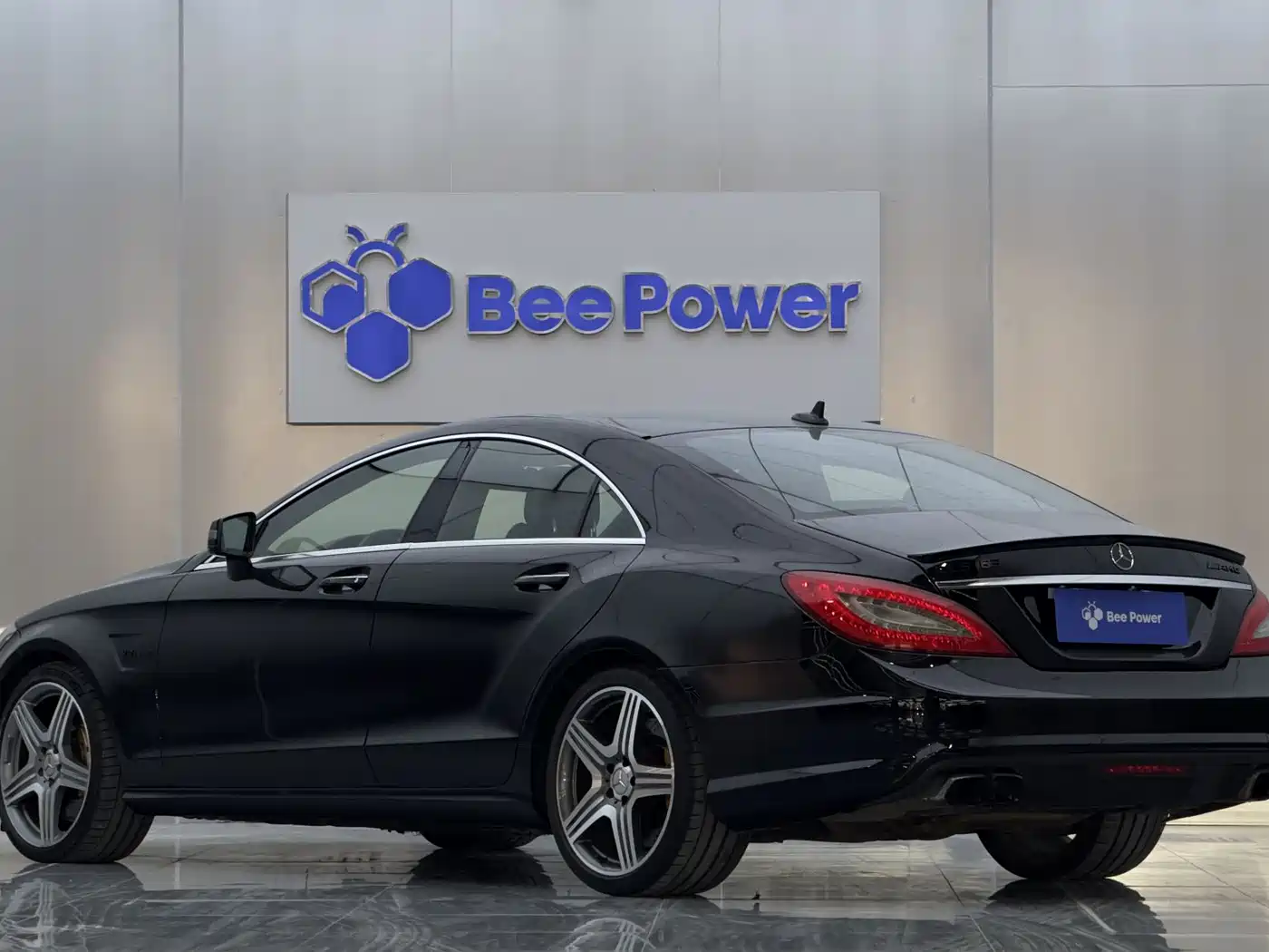 Mercedes-Benz CLS AMG 2012 AMG CLS 63 фото 6