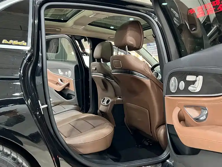 Mercedes-Benz E-Class 2019 E 300 L Sport Luxury фото 19